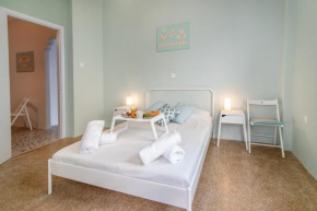 Mimosa Mosaic Home
